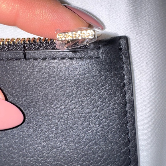 Tom Ford cosmetic pouch *never used* - Picture 5 of 5